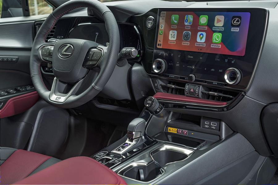 Rijtest Lexus NX 450h+: Fullhybridespecialist tot het stopcontact gedwongen