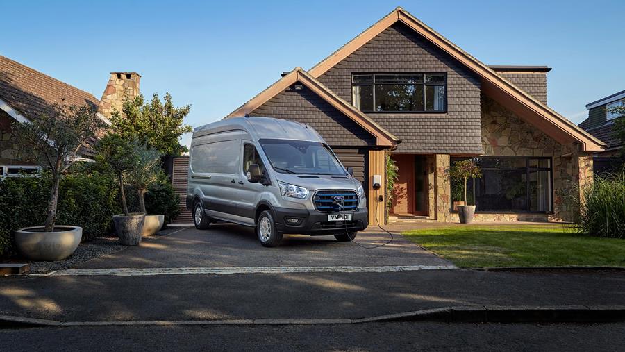 Geniet volledige laadondersteuning met Ford Pro Charging 